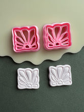 Load image into Gallery viewer, Matisse abstract flower (small) polymer clay cutter
