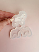 Load image into Gallery viewer, French Bulldog silhouette dog silicone mould
