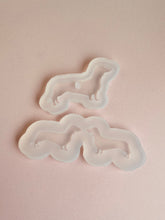 Load image into Gallery viewer, Dachshund / sausage silhouette dog silicone mould
