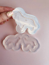 Load image into Gallery viewer, Golden retriever silhouette dog silicone mould
