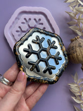 Load image into Gallery viewer, Snowflake small mirror mould
