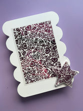Load image into Gallery viewer, Resin foils - Ornate floral pattern
