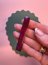 Load image into Gallery viewer, Raspberry beret metallic alcohol ink