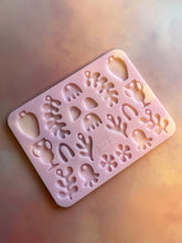 Load image into Gallery viewer, Floral Domed Matisse Palette silicone mould