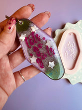 Load image into Gallery viewer, Phrase Key Ring Moulds