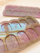 Load image into Gallery viewer, Birth flower arch silicone mould