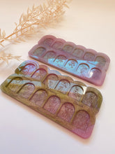Load image into Gallery viewer, Birth flower arch silicone mould