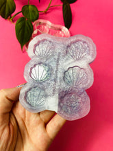 Load image into Gallery viewer, Shell trio drop earring silicone mould