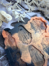 Load image into Gallery viewer, Spooky large earring silicone mould