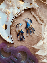 Load image into Gallery viewer, Moon droplet silicone mould - pre domed effect