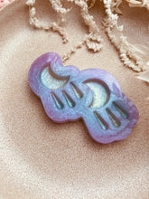 Load image into Gallery viewer, Moon droplet silicone mould - pre domed effect