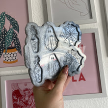 Load image into Gallery viewer, Spooky large earring silicone mould