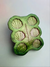 Load image into Gallery viewer, Shell trio drop earring silicone mould