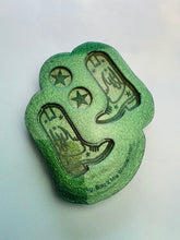 Load image into Gallery viewer, Star cowgirl boot silicone mould collab with @Lucky_Bolo