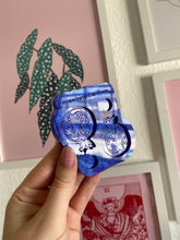 Load image into Gallery viewer, Pomegranate earring silicone mould
