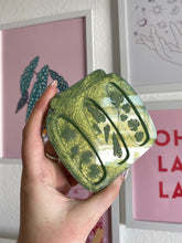 Load image into Gallery viewer, Botanical trio hair clip silicone mould