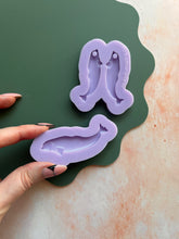 Load image into Gallery viewer, Domed Beluga whale moulds
