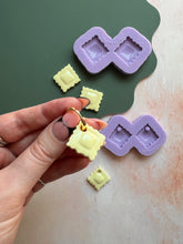 Load image into Gallery viewer, Domed Ravioli pasta moulds

