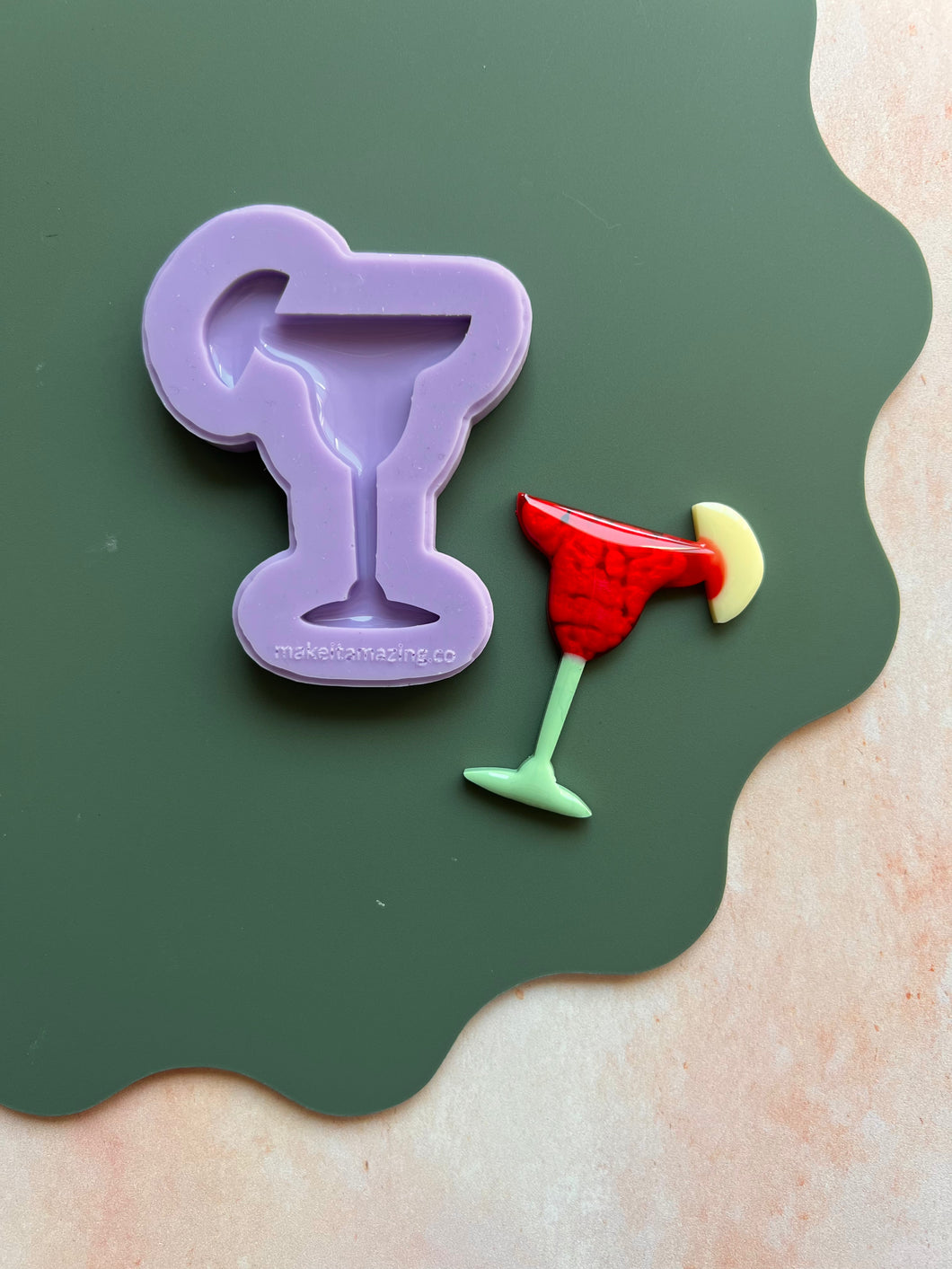 Domed daiquiri mould