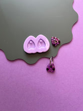 Load image into Gallery viewer, Pre domed planchette hoop charm mould
