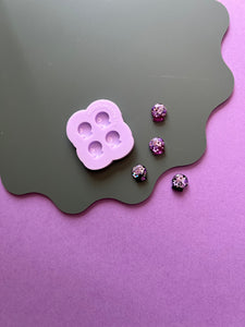 Pre domed crystal ball stud mould