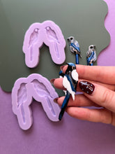 Load image into Gallery viewer, Pre domed magpie moulds
