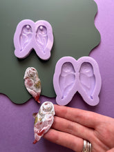 Load image into Gallery viewer, Pre domed owl moulds
