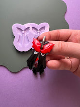 Load image into Gallery viewer, Pre domed bat bow hoop charm mould
