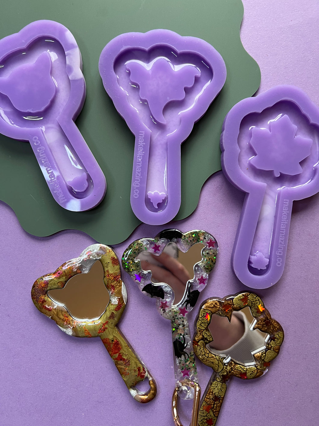 Autumnal bundle of charm mirror moulds