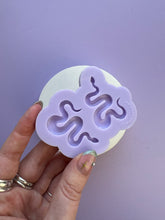 Load image into Gallery viewer, Exclusive event - Domed snake mould

