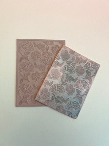 Fan & chrysanthemum rubber texture mat