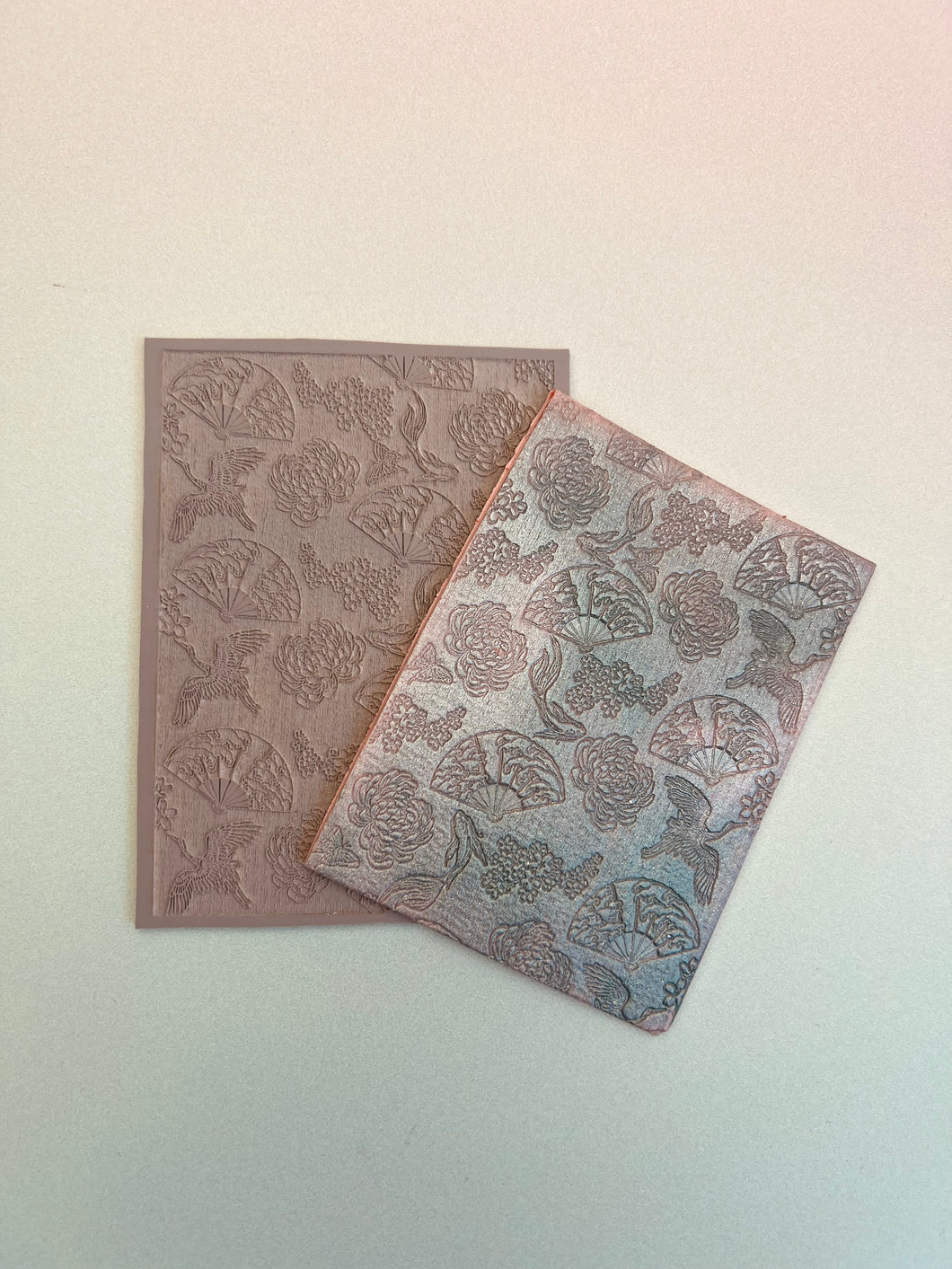 Fan & chrysanthemum rubber texture mat