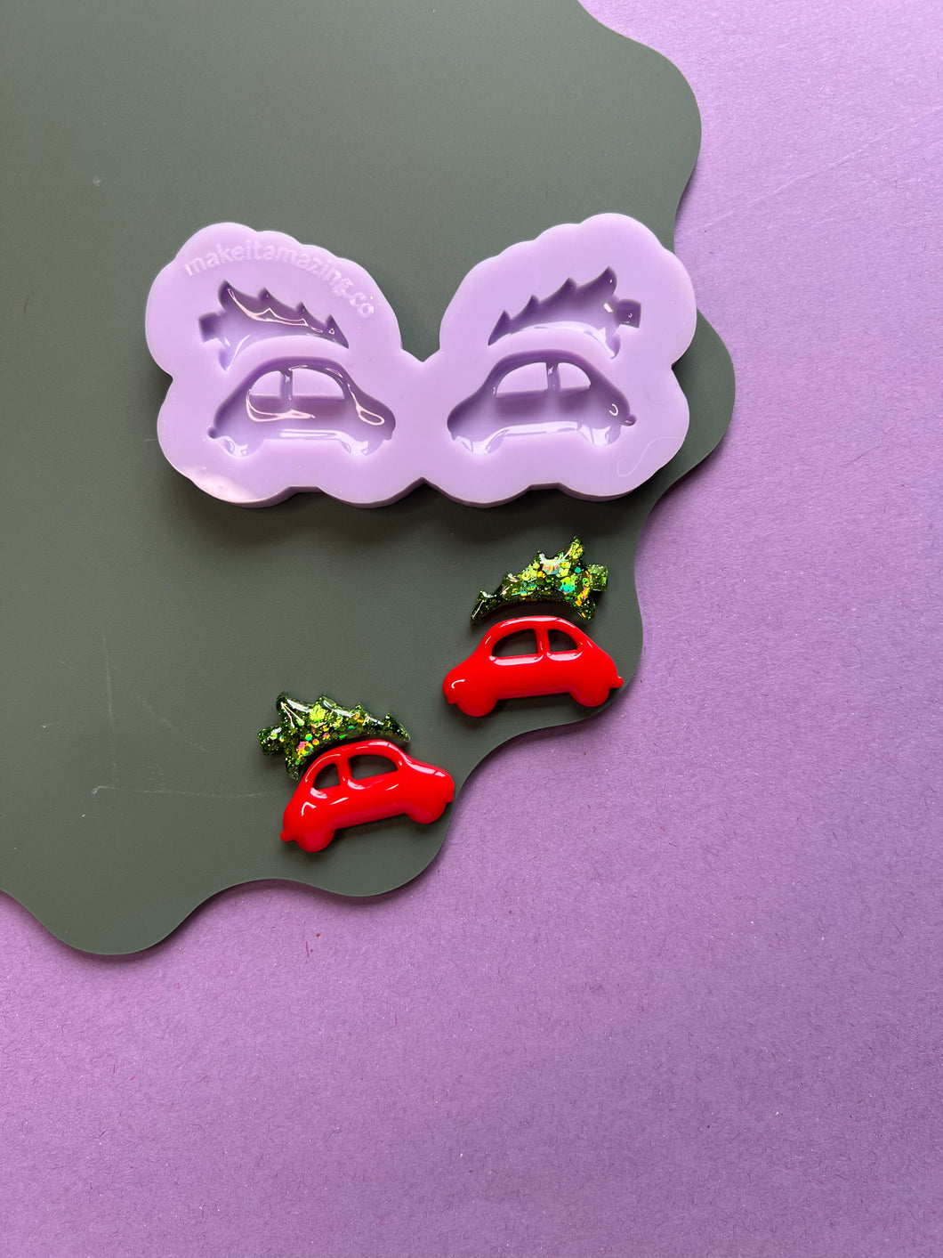 Christmas car pre domed mould