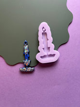 Load image into Gallery viewer, Candle decoration/keyring mould
