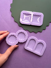 Load image into Gallery viewer, Wavy statement stud moulds
