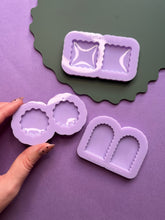 Load image into Gallery viewer, Wavy statement stud moulds

