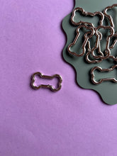 Load image into Gallery viewer, Bone shaped clasps
