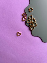 Load image into Gallery viewer, Heart shaped clasp (chunky &amp; small)
