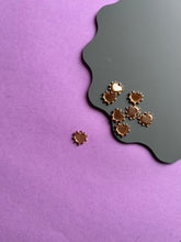 Load image into Gallery viewer, Gold decorative heart closed back bezels
