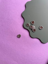 Load image into Gallery viewer, Silver decorative heart closed back bezels
