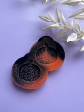 Load image into Gallery viewer, Spooky leopard print pumpkin silicone mould
