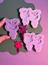 Load image into Gallery viewer, Fuchsia flower domed moulds
