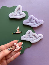 Load image into Gallery viewer, Mallard duck domed moulds
