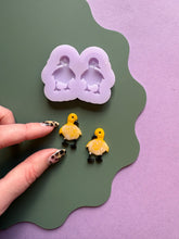 Load image into Gallery viewer, Duckling / gosling domed moulds
