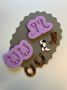 Domed cowgirl boot and horse shoe moulds