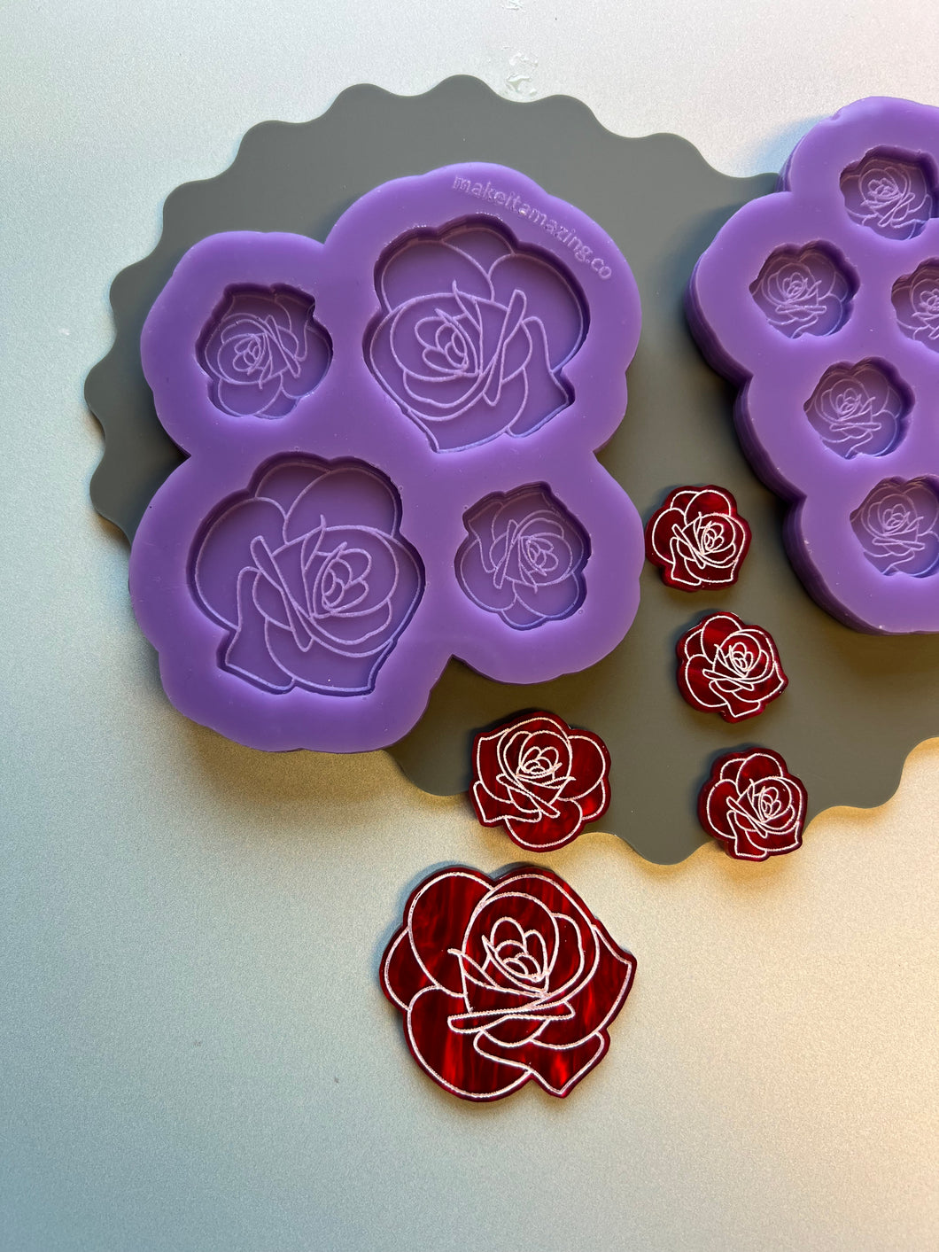 Engraved rose moulds