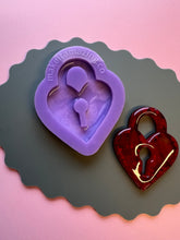 Load image into Gallery viewer, Large heart lock mould
