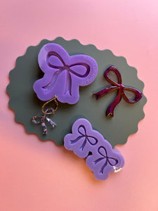 Dainty bow mould bundle