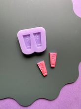 Load image into Gallery viewer, Domed &amp; detailed sun cream mould
