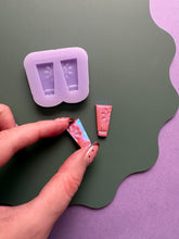 Load image into Gallery viewer, Domed &amp; detailed sun cream mould
